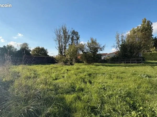 Terrain 492 m² Saint Hilaire De Chaleons 