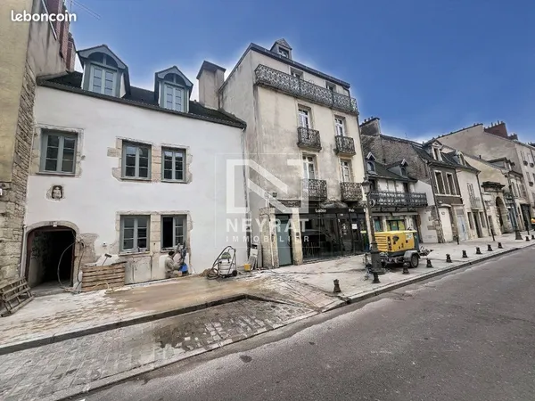 Studio 1 pièce 20 m² 