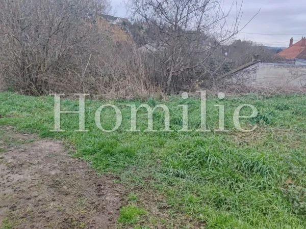 Terrain 729 m² 