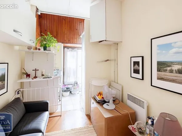 Appartement 1 pièce 9 m² 