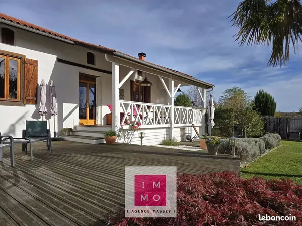 Maison 7 pièces 230 m² 