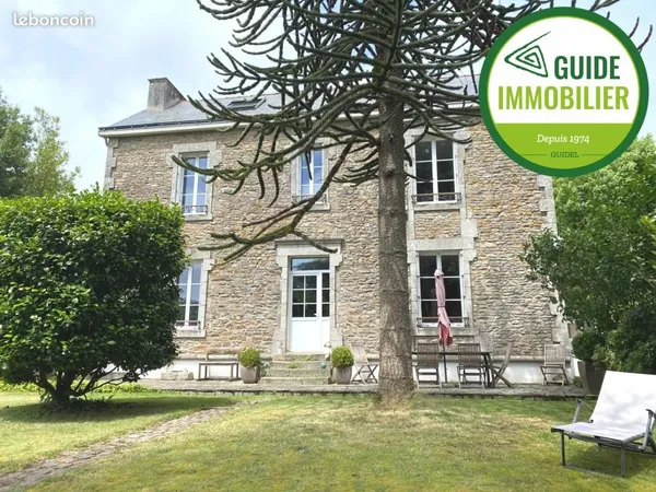 Maison 9 pièces 182 m² 