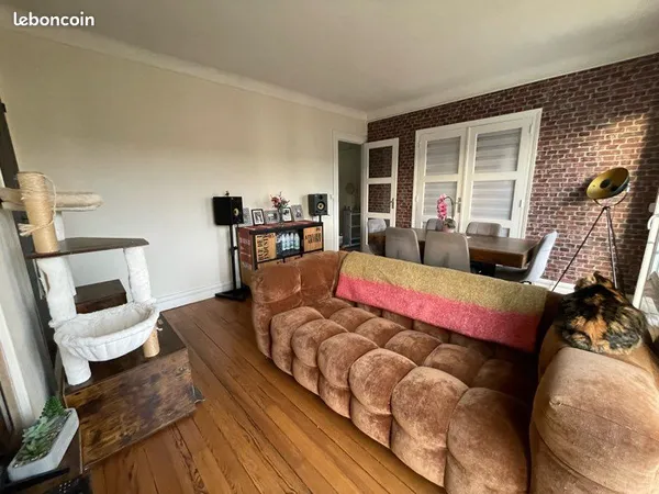 Appartement F2/T2 - Place Jenner - 42 m² 
