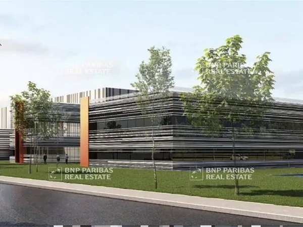 Entrepôt 85000 m² 