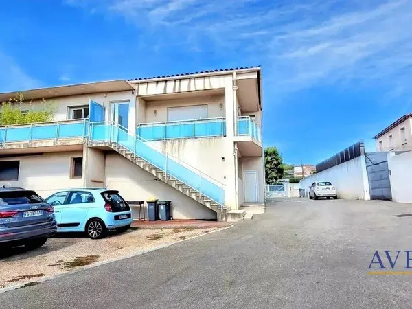 Immeuble 620 m² 