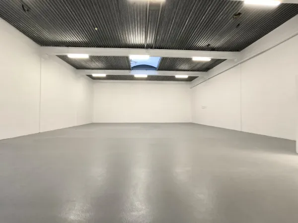 Locaux d'activité de 298m² à 815m² ERP 