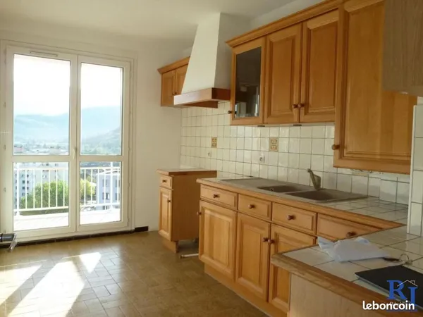 Appartement 3 pièces 69 m² 