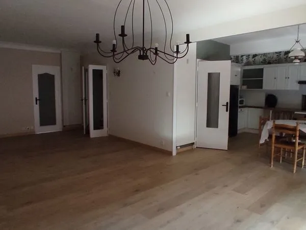 Appartement 90m² " cave garage " 