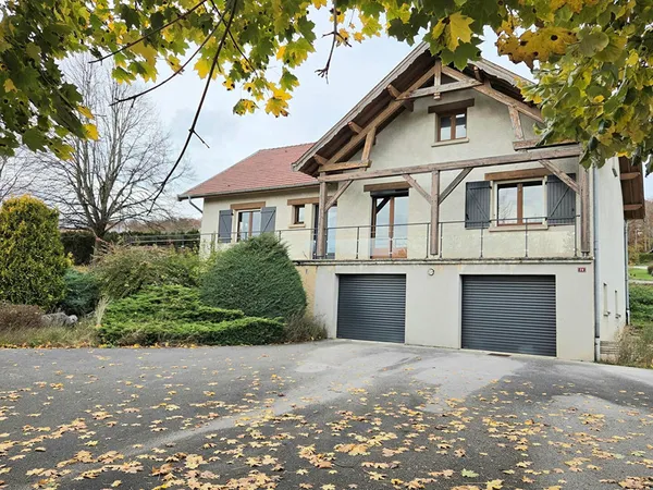 MAISON 139.55 M² SUR TERRAIN DE 23.55 ARES 285000 EUROS 