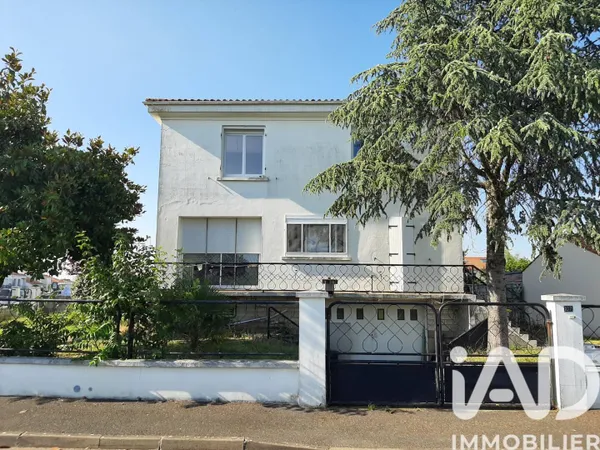 Maison 10 pièces 197 m² 