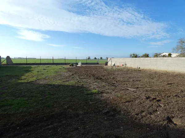 Terrain constructible 564 m² 
