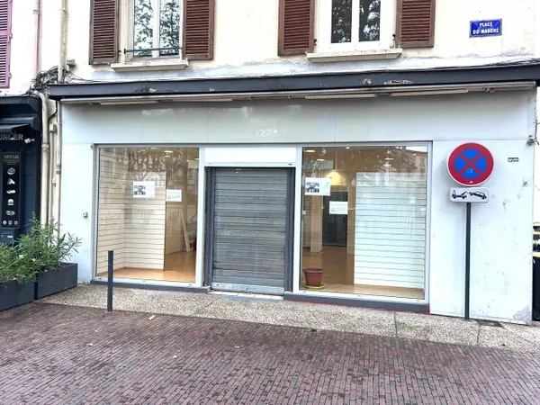 Local commercial 70 m² 