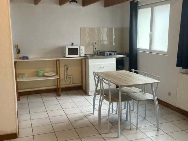 A louer studio meublé 