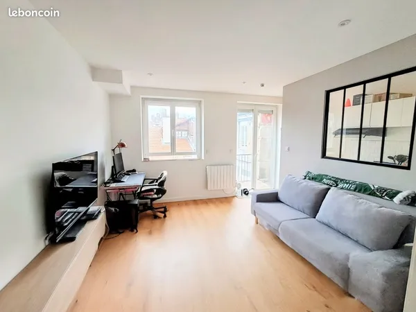 Studio meublé 27 m² -Belles Prestations avec balcon (Jacquard) 