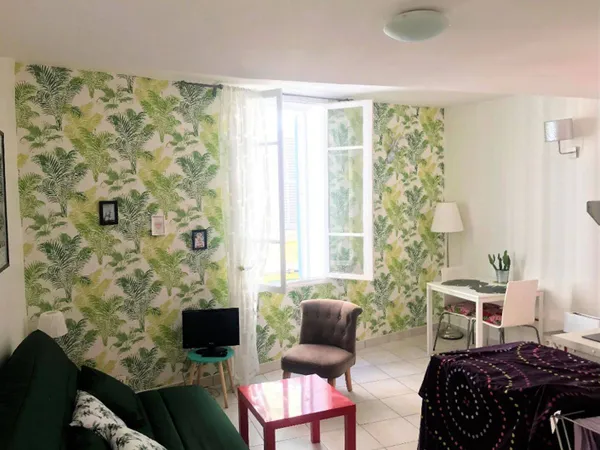 Studio 1 pièce 22 m² 
