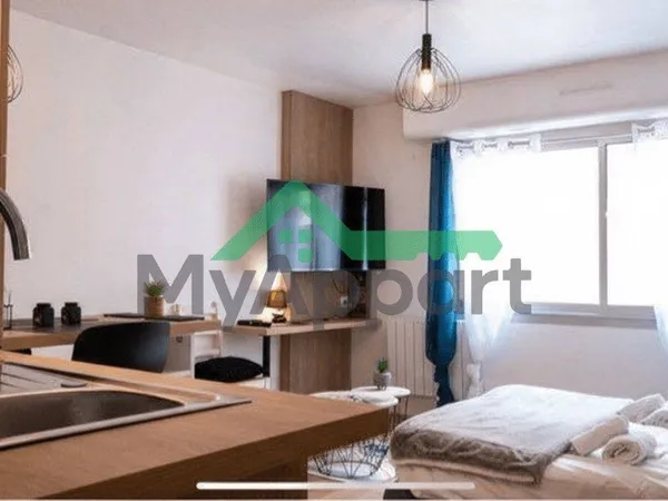 Studio 1 pièce 20 m² 