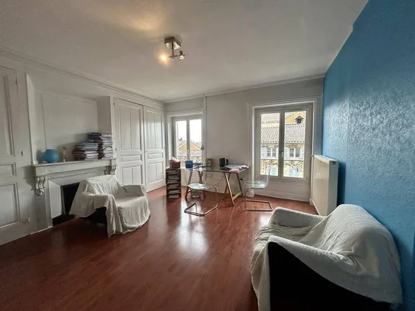 Appartement 4 pièces 80 m² 