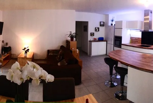 Appartement 3 pièces 73 m² + Balcon - Parking + Garage - Proche commodités 