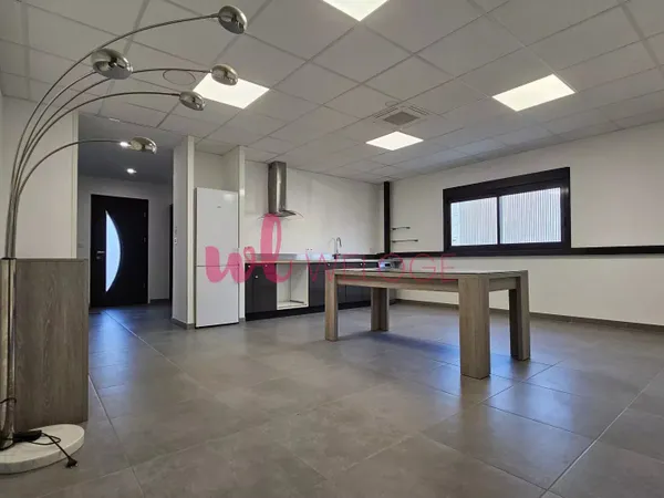 Local Commercial - Bureaux 110 m² 