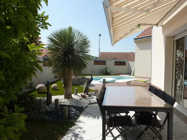 Maison 8 pièces 160 m² 