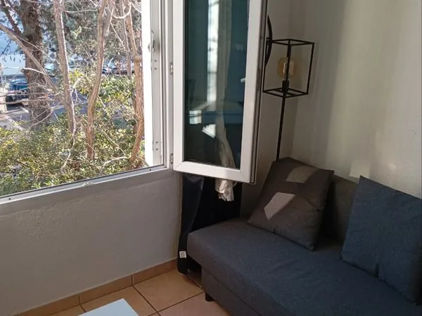 Appartement F1 Bis Avenue du Prof Grasset 