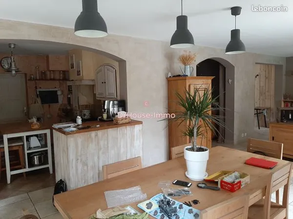 Maison 5 pièces 130 m² 