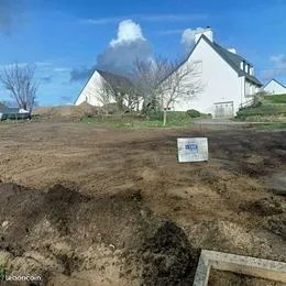 Terrain constructible viabilisé 