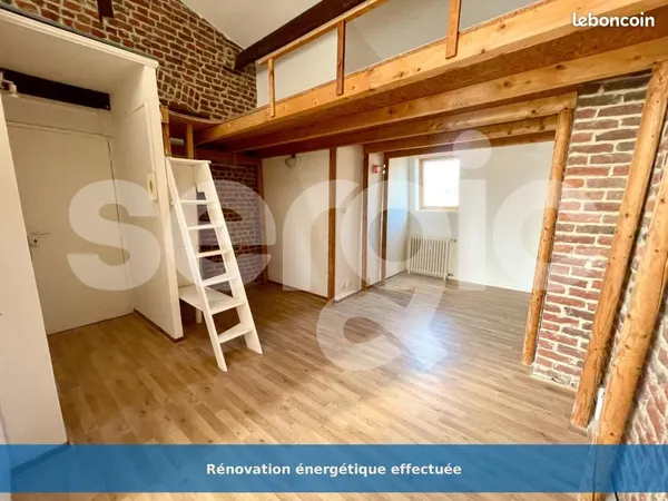 Studio 1 pièce 28 m² 