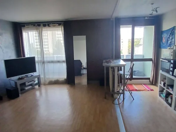 Appartement 1 pièce 50 m² 