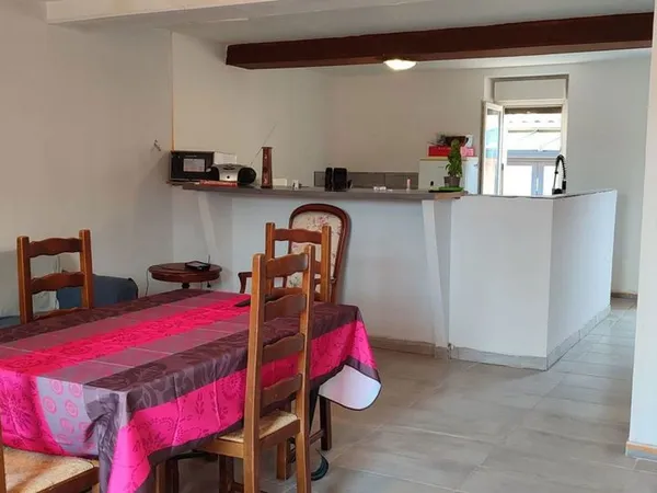 Maison 8 pièces 260 m² 