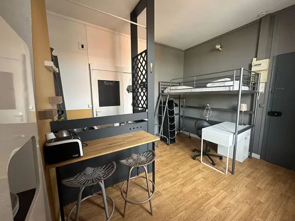 Appartement 1 pièce 15 m² 