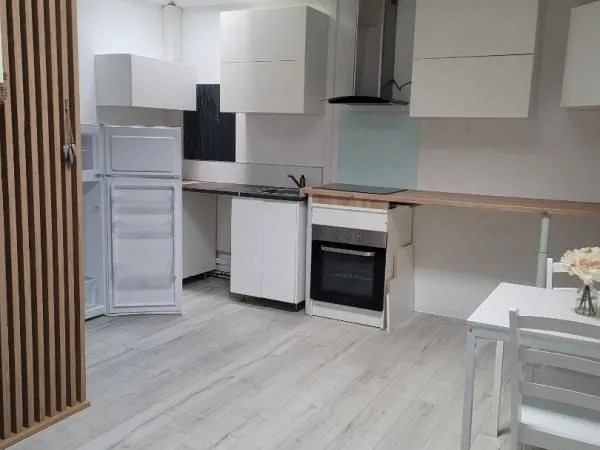 Studio 1 pièce 22 m² 