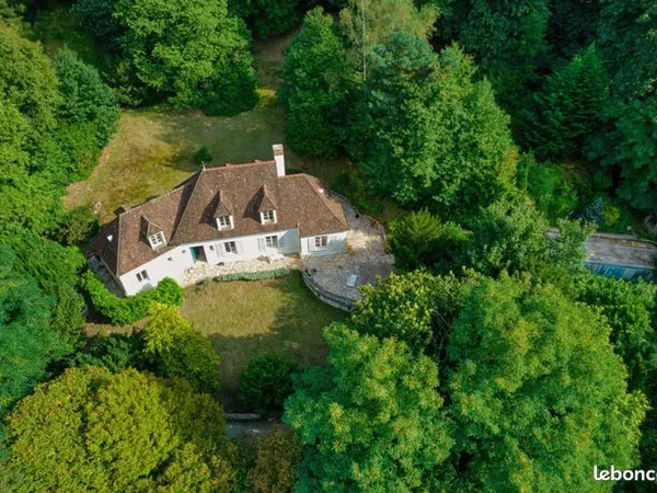 Maison 8 pièces 287 m² 