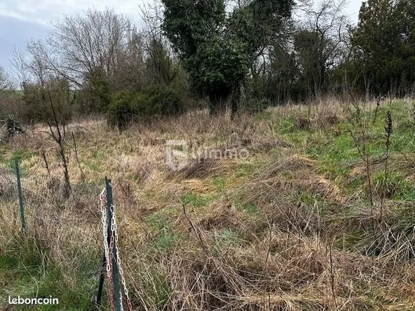 Terrain 885 m² Varize-Vaudoncourt 