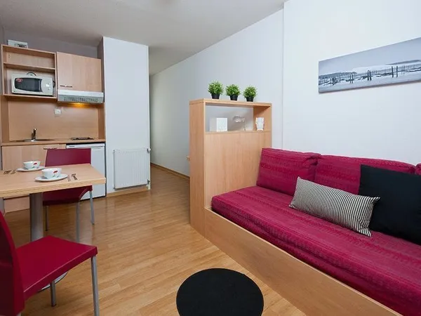 STUDIO LOUÉ / UNIQUEMENT INVESTISSEURS 