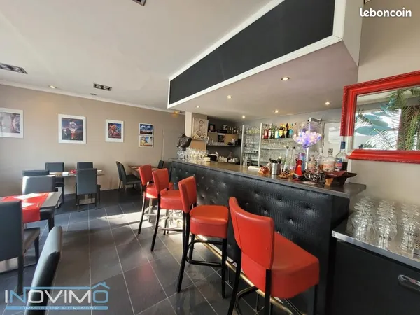 Fonds de commerce restaurant, bar 120 m² 