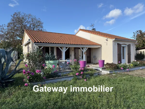 MAISON DE PLAIN PIED à PONT DU CHATEAU 