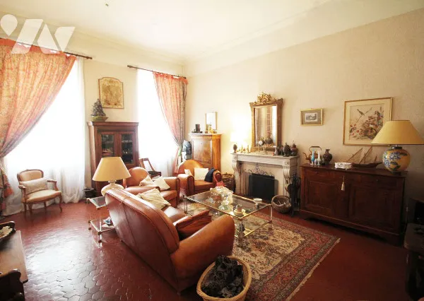 Appartement 6 pièces 165 m² 