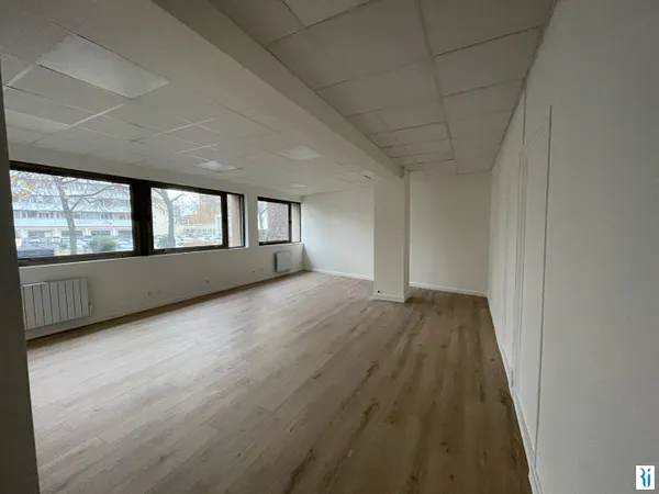 Bureaux Rouen 104.20 m2 