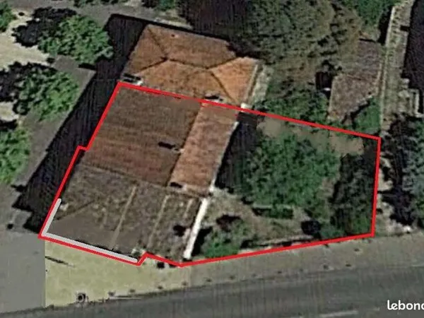 Maison 12 pièces 321 m² 