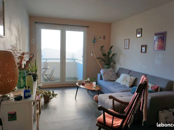 Sous-location, île de Nantes, 3 à 4 mois 