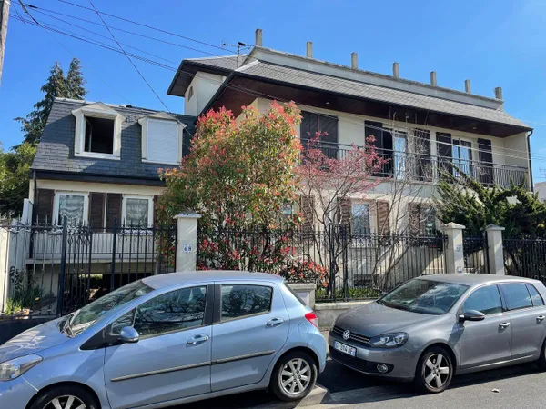 Maison 5 pièces 240 m² 