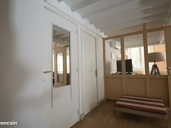 Appartement 6 pièces 214 m² 