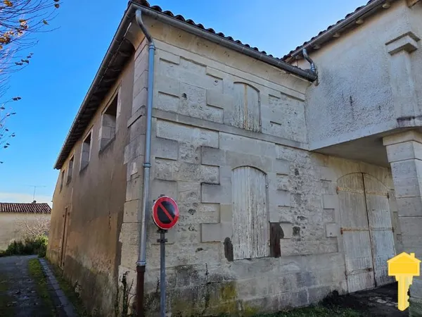 Parking/box 157 m² Lorignac 