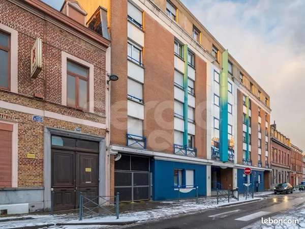 Studio 1 pièce 20 m² 