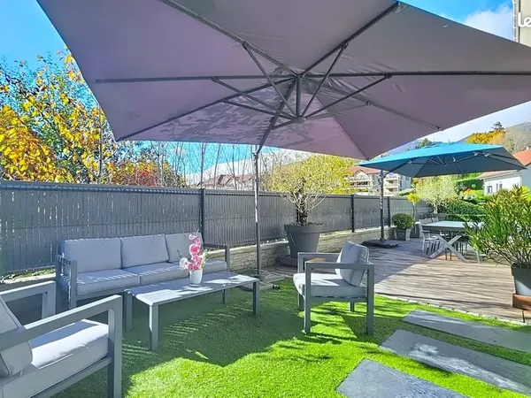 Maison 6 pièces 212 m² 