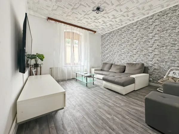 Appartement 5 pièces 90 m² 