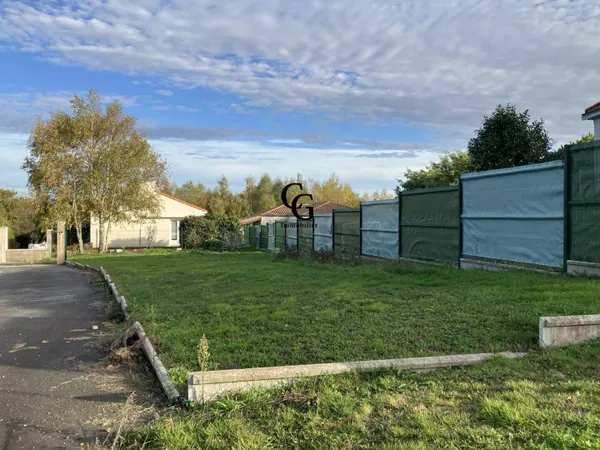 Terrain 382 m² 