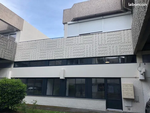 Location bureau 28m2 Saint Ouen l Aumône 