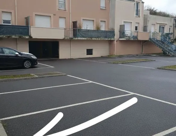 🅿️ Place de Parking Sécurisée 🔐 - Gare d'Étampes 